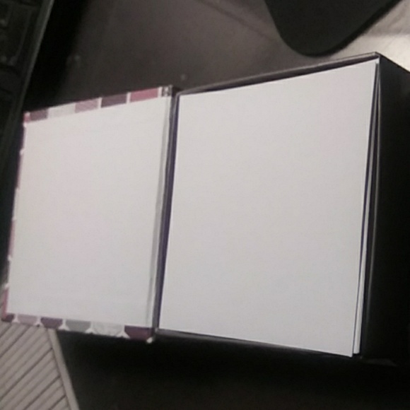 Note Paper - Picture 2 of 3